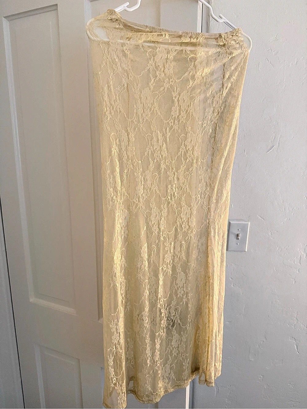 Lace Maxi Skirt in Cream Like New